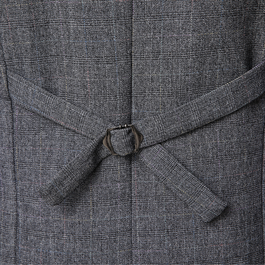 James - Classic 3-Piece Suit