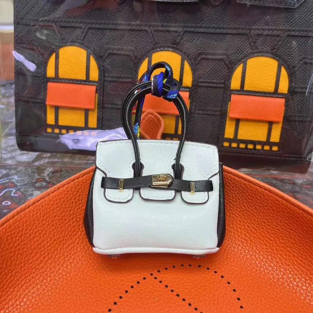 Amira Mini Pendant Bag